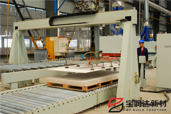 寶潤(rùn)達(dá)外墻保溫裝飾一體板生產(chǎn)線(xiàn)