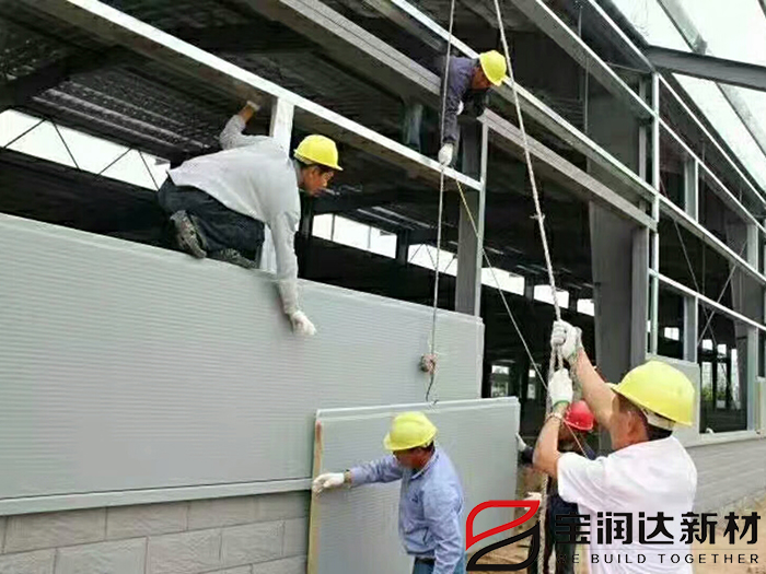 為什么鋼結構建筑都選擇“聚氨酯夾芯板”？