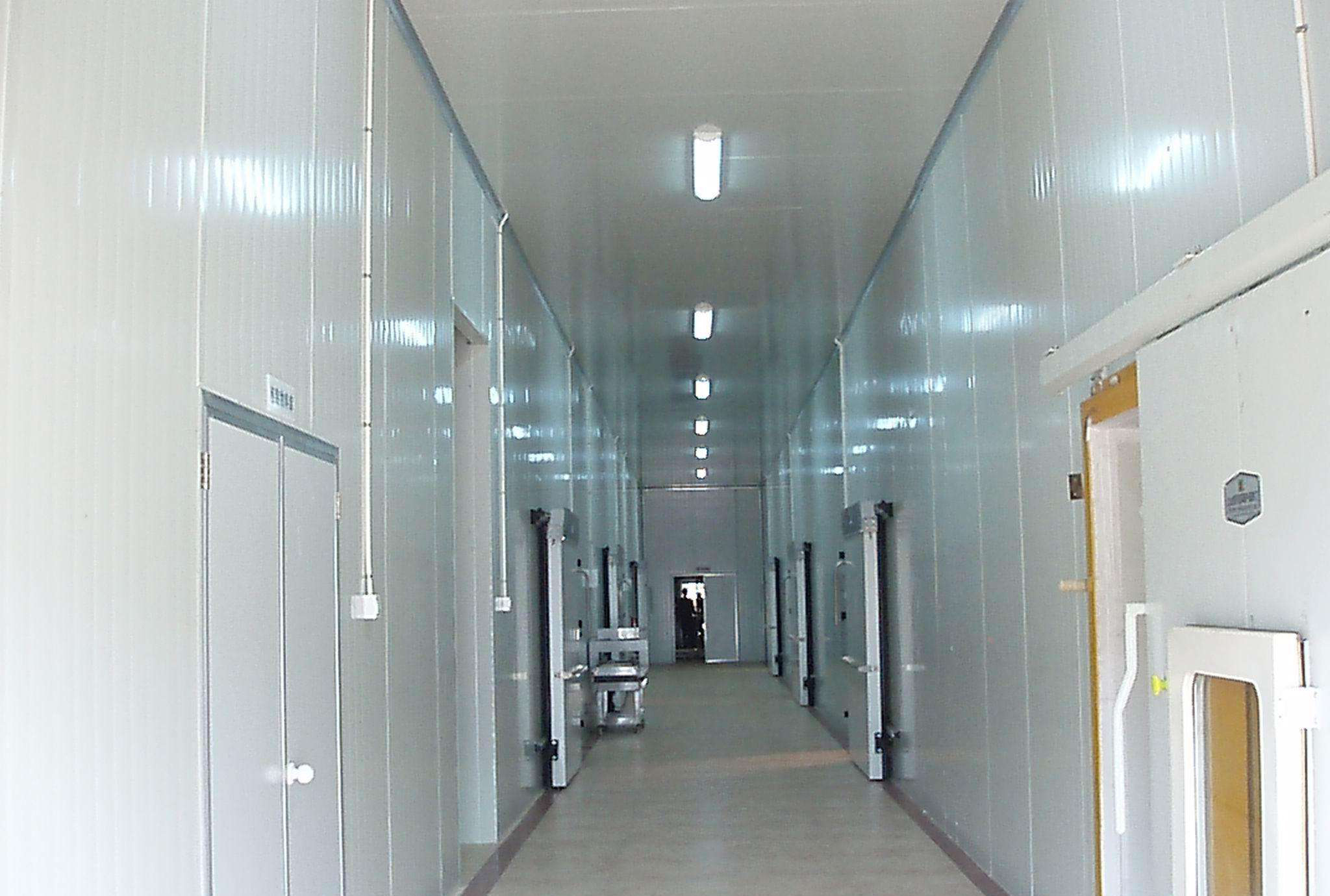 怎么來(lái)分辨聚氨酯冷庫(kù)板的好壞?