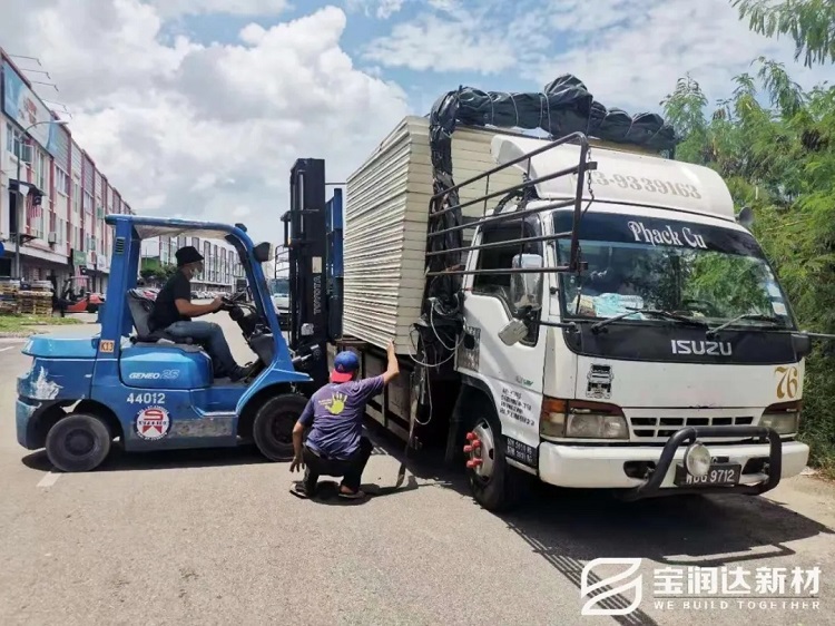 海外工程丨寶潤(rùn)達(dá)冷庫(kù)板應(yīng)用馬來(lái)西亞關(guān)丹蔬果物流園